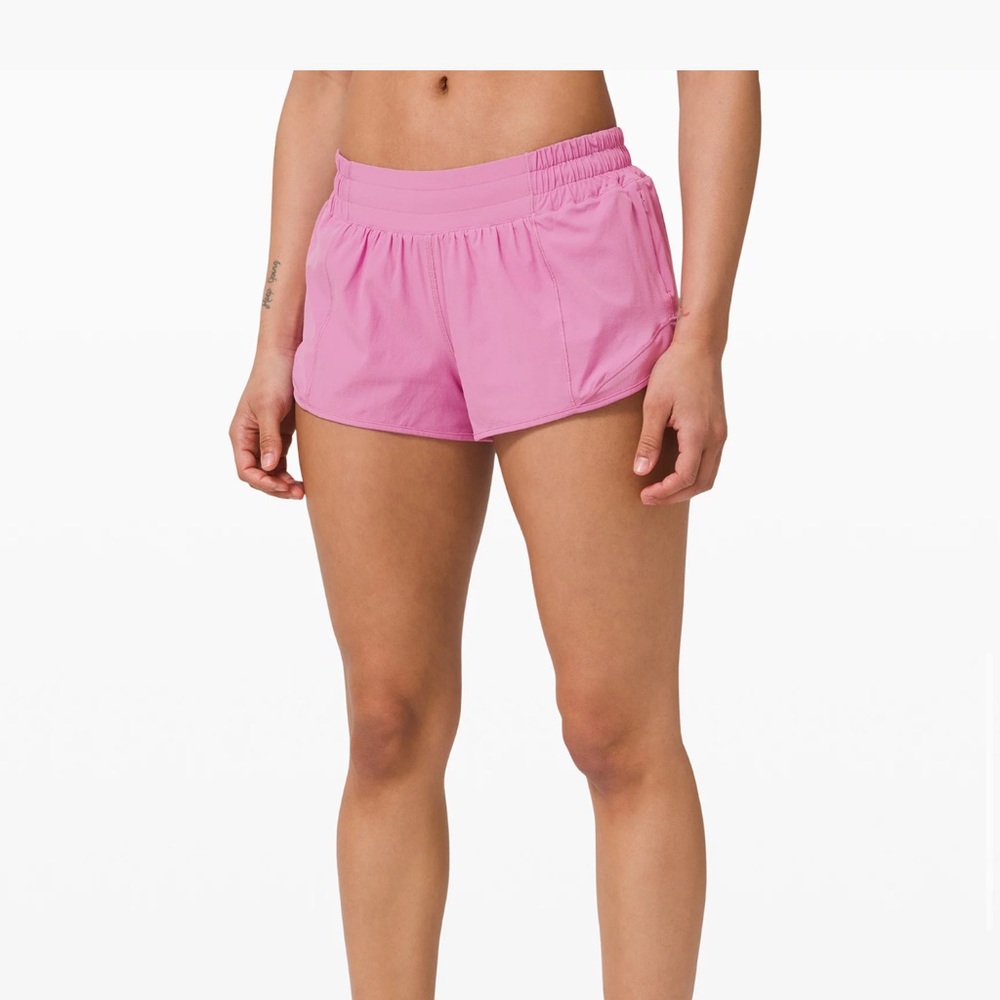 LULULEMON HOTTY HOT 2.5"- MAGENTA GLOW